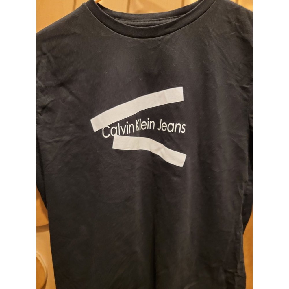 Calvin Klein tee
